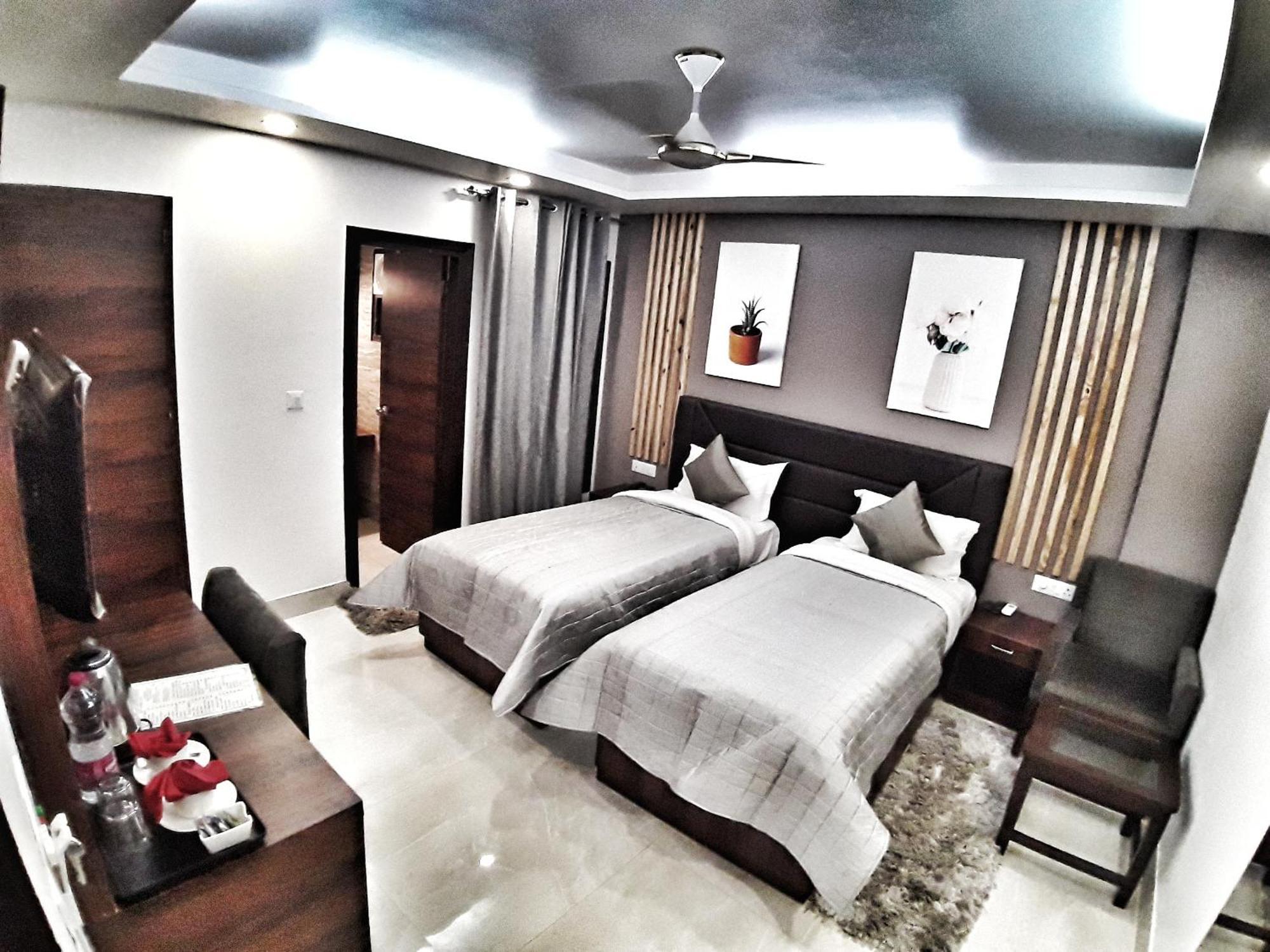 Airport Hotel Delhi Aerocity, 15 Mins Yashobhoomi Νέο Δελχί Εξωτερικό φωτογραφία