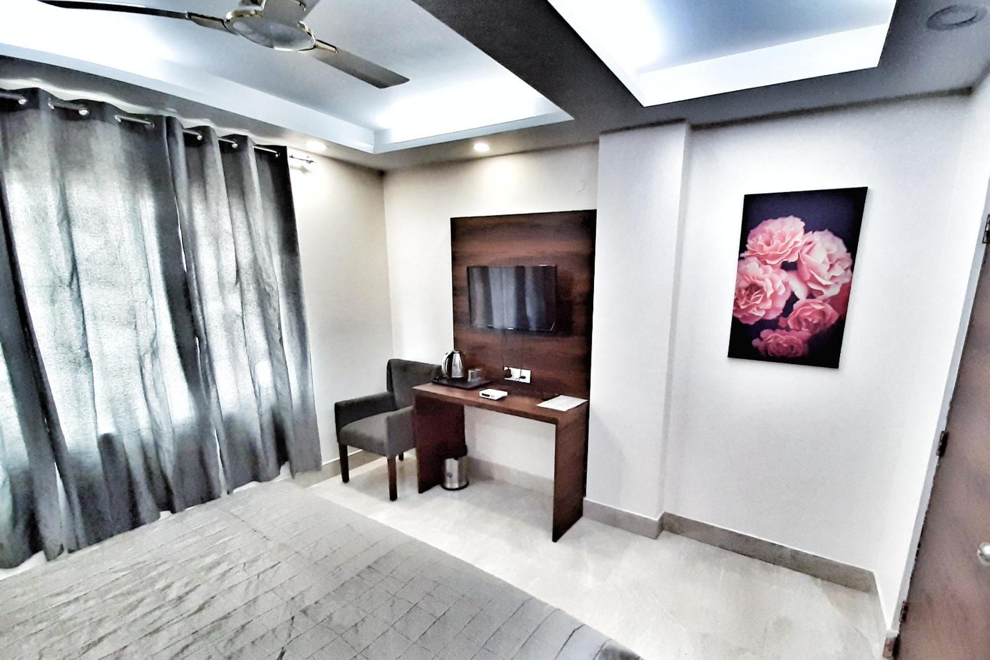 Airport Hotel Delhi Aerocity, 15 Mins Yashobhoomi Νέο Δελχί Εξωτερικό φωτογραφία